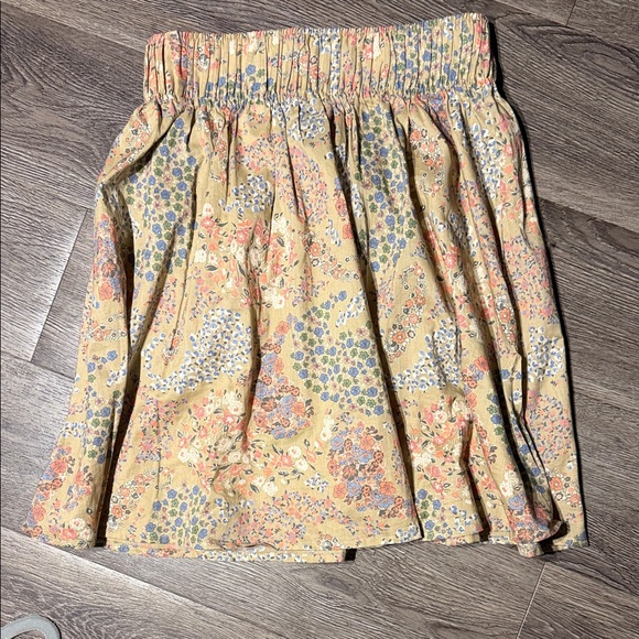Floral Yellow Skirt - Picture 3 of 4